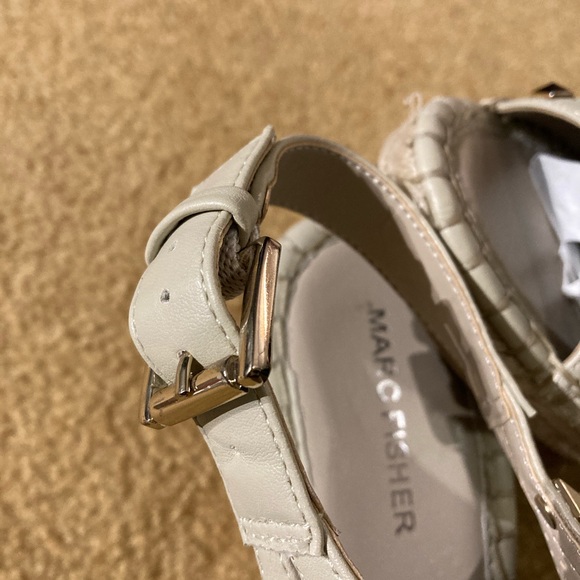 Marc Fisher tan suede espadrille spiked wedge sandals - Picture 5 of 11